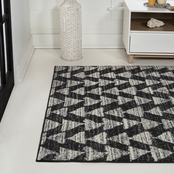 Aisha Moroccan Triangle Geometric Area Rug